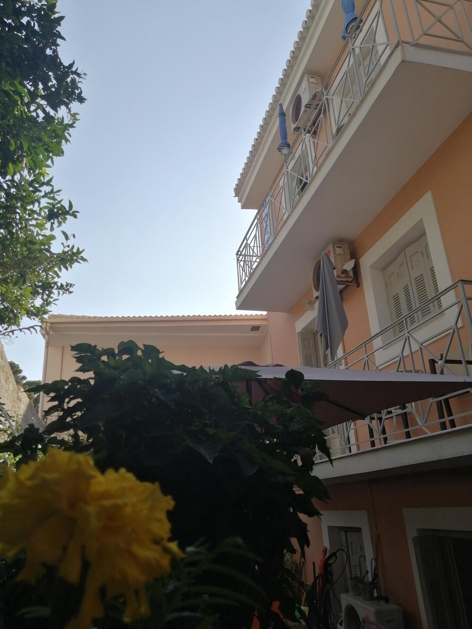 Aparthotel Ta Adelfia Pylos Exterior foto