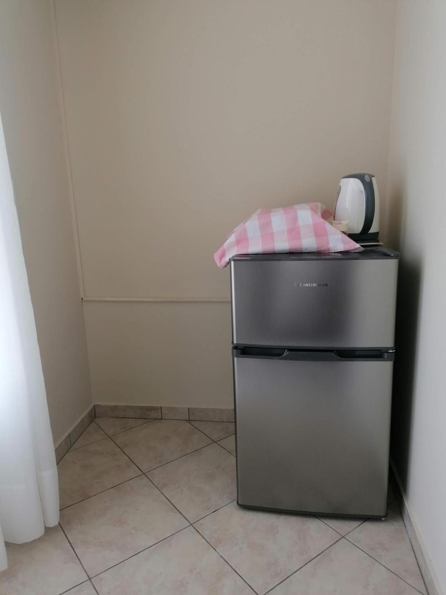 Aparthotel Ta Adelfia Pylos Zimmer foto