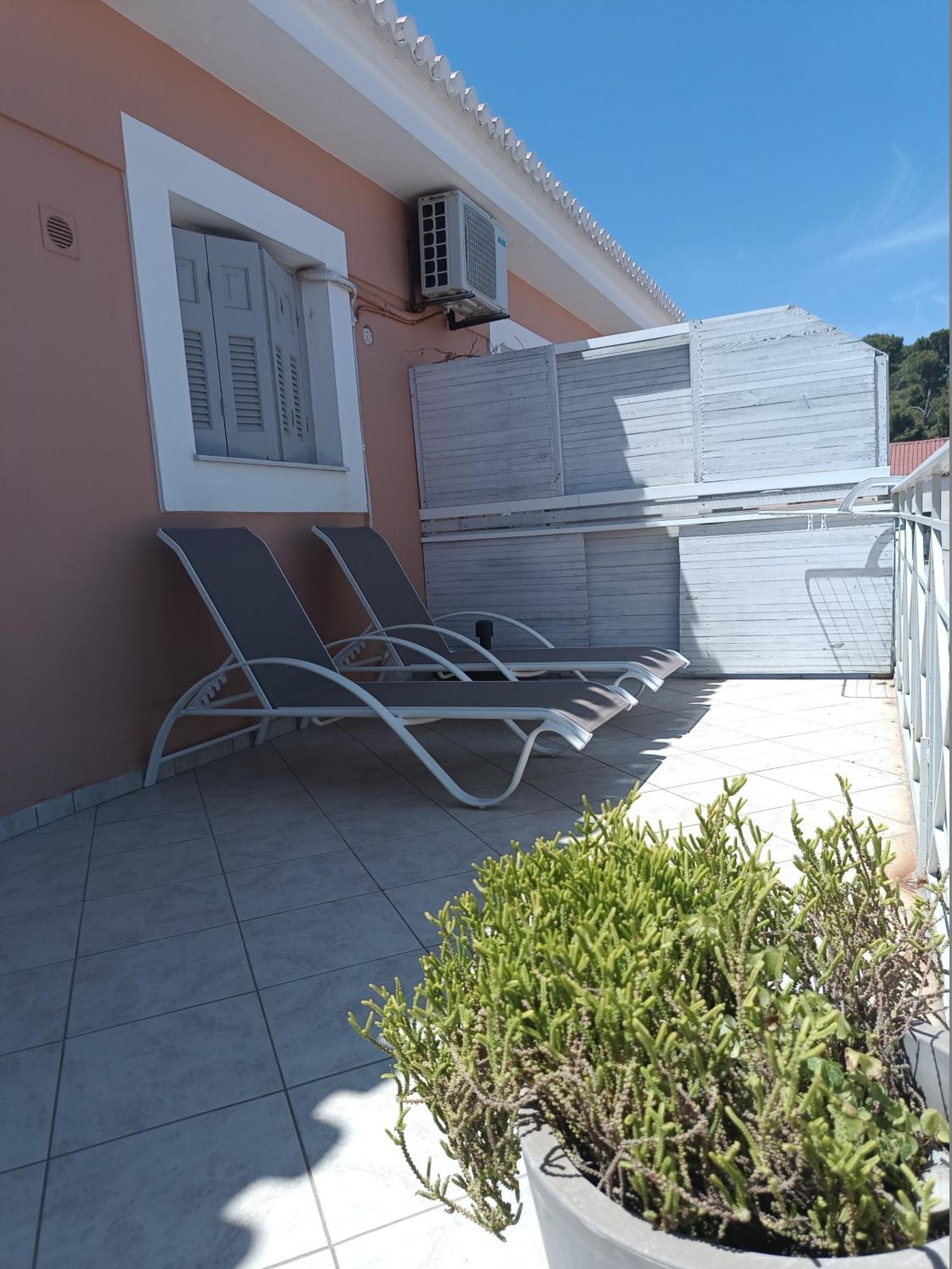 Aparthotel Ta Adelfia Pylos Exterior foto